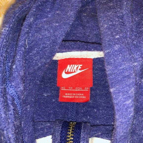 Blue nike fleece!! - Picture 2 of 2